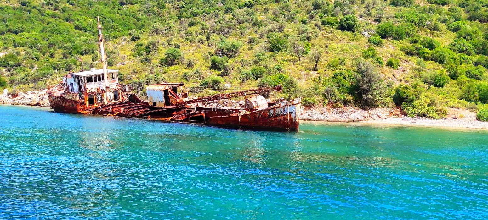 Ναυάγιο Περιστέρας Αλόννησος - Seanthesy Aegean Boat Tours
