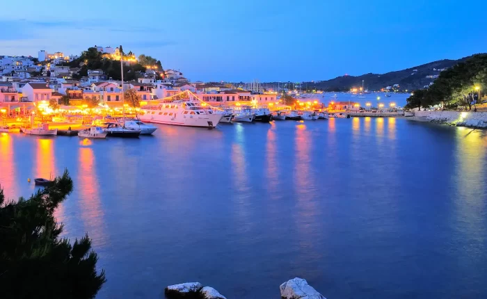 Λιμάνι Σκιάθου - Seanthesy Aegean Boat Tours